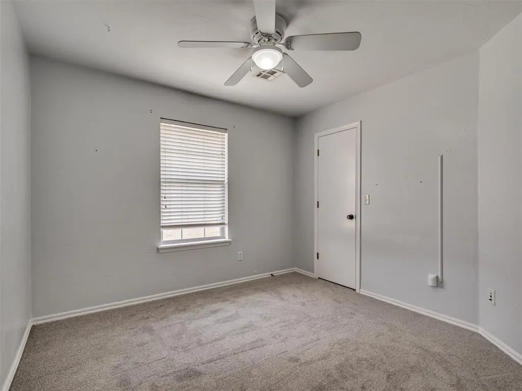 Photo 26 — 11108 SW 8th Street, Yukon, OK 73099