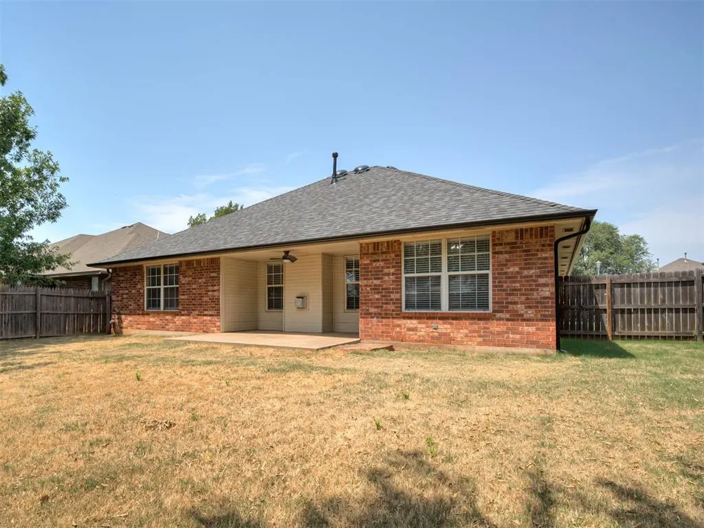 Photo 40 — 11108 SW 8th Street, Yukon, OK 73099