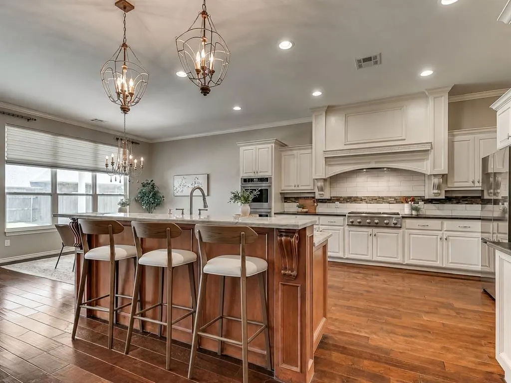 Photo 16 — 6908 Stinchcomb Drive, Oklahoma City, OK 73132