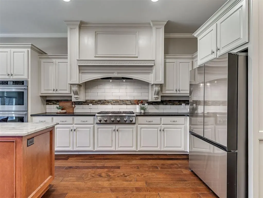 Photo 17 — 6908 Stinchcomb Drive, Oklahoma City, OK 73132