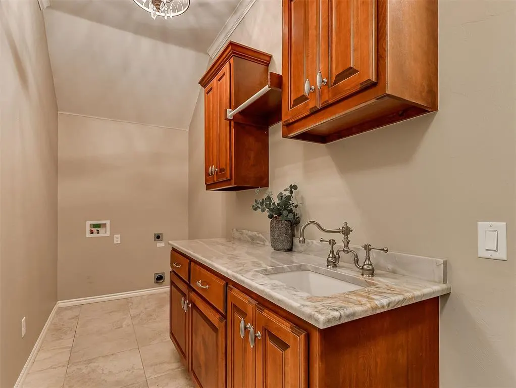 Photo 37 — 6908 Stinchcomb Drive, Oklahoma City, OK 73132