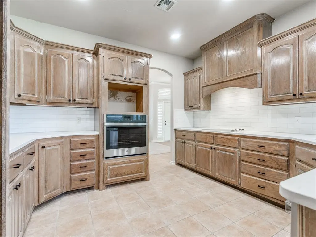 Photo 7 — 3113 SW 130th Place, Oklahoma City, OK 73170