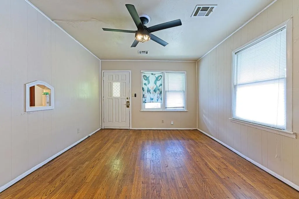 Photo 2 — 903 E Eufaula Street, Norman, OK 73071