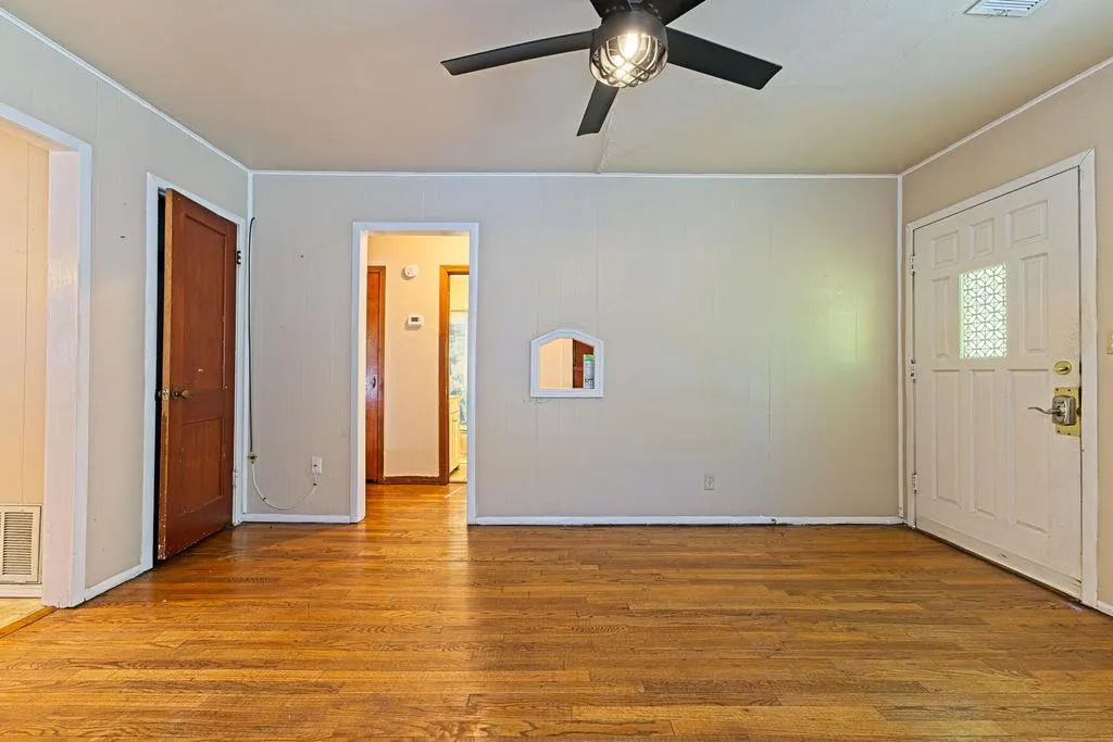 Photo 6 — 903 E Eufaula Street, Norman, OK 73071