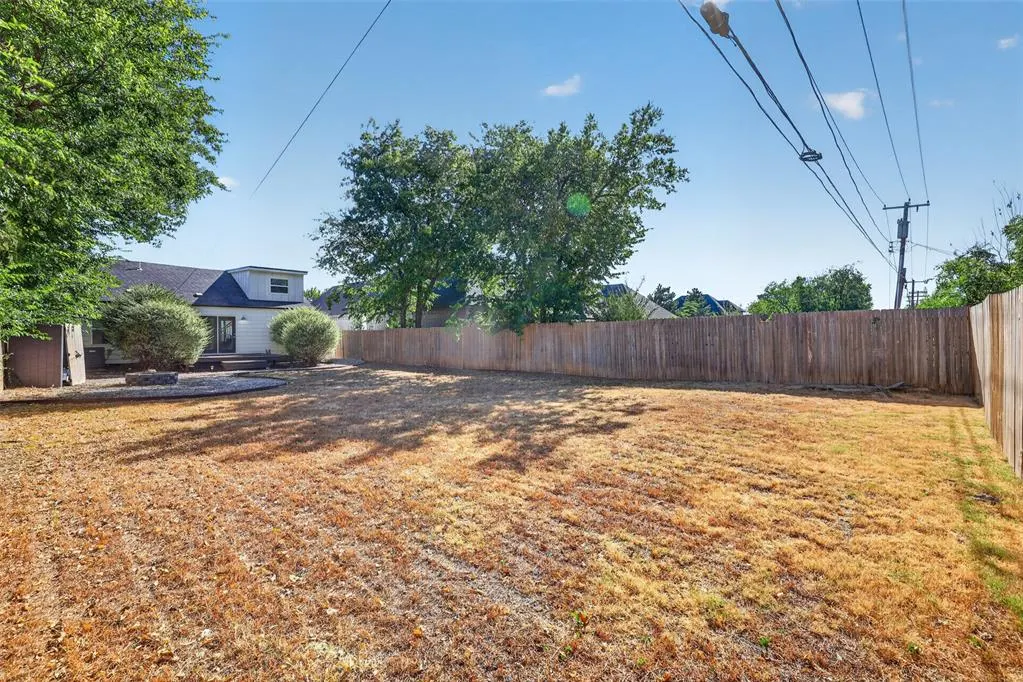 Photo 36 — 2221 NW 34th Street, Oklahoma City, OK 73112