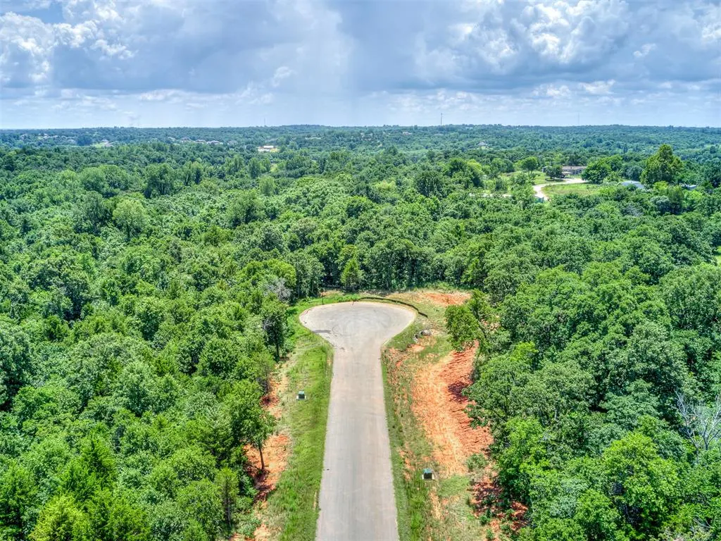 Photo 10 — 7600 Cypress Forest Circle, Oklahoma City, OK 73150
