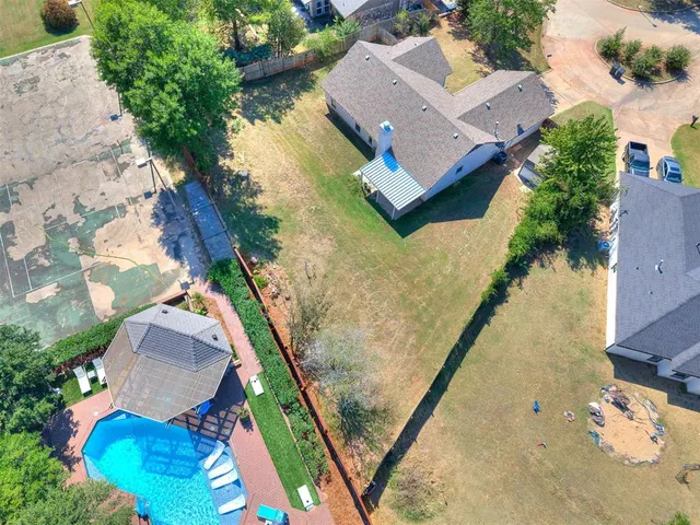 Photo 8 — 23 Crown Point, Shawnee, OK 74804