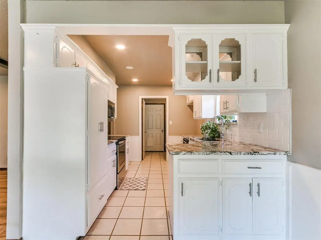 Photo 21 — 23 Crown Point, Shawnee, OK 74804