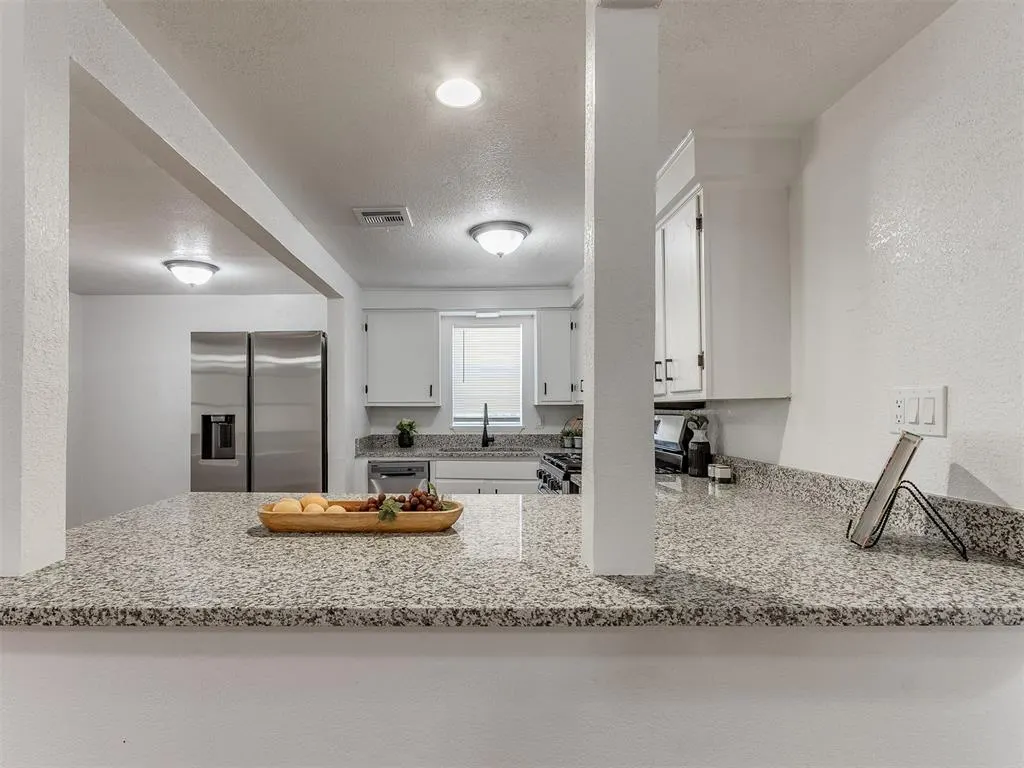 Photo 15 — 2587 Ridgecrest Drive, Choctaw, OK 73020