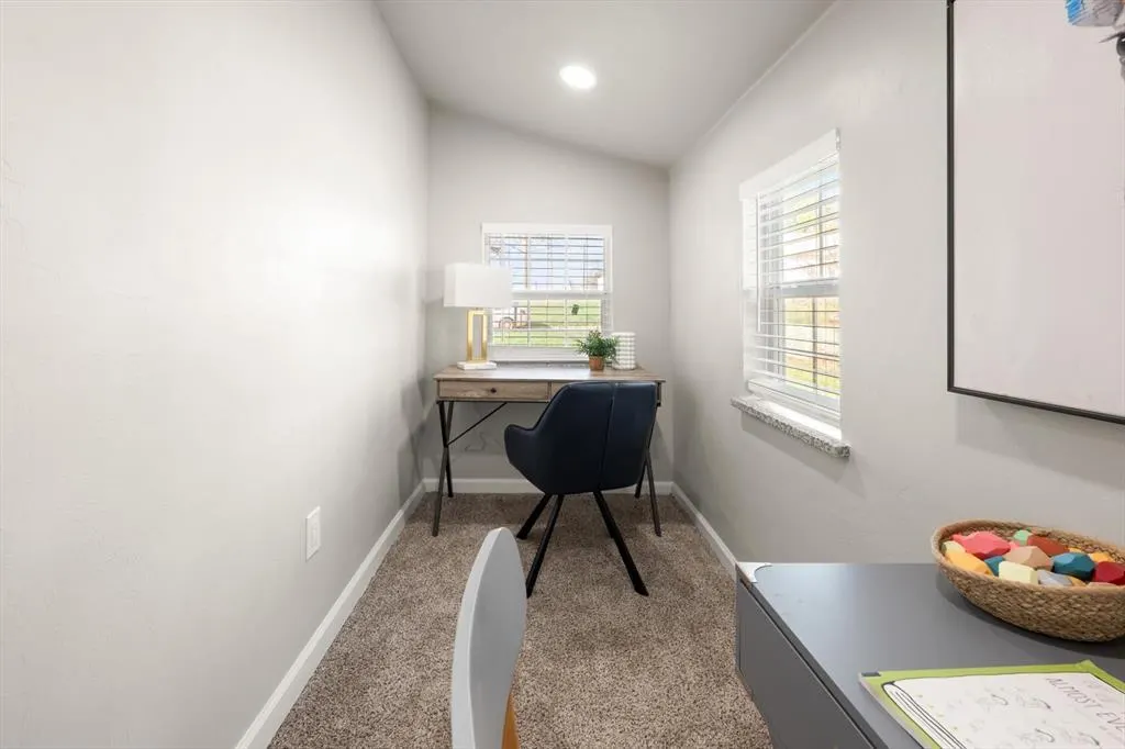 Photo 11 — 411 W Springer Avenue, Guthrie, OK 73044