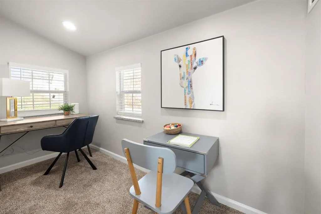 Photo 12 — 411 W Springer Avenue, Guthrie, OK 73044