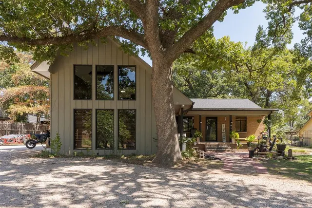 Photo 2 — 2612 N Eagle Lane, Oklahoma City, OK 73127