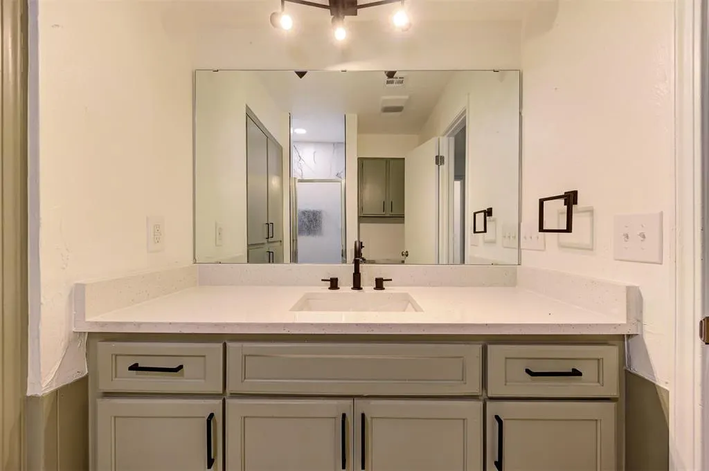 Photo 20 — 528 Westwood Court, Oklahoma City, OK 73127