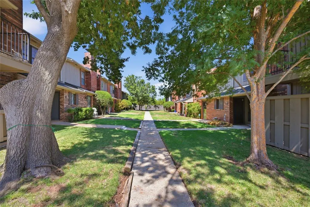 Photo 6 — 6500 N Grand Boulevard 117, Oklahoma City, OK 73116