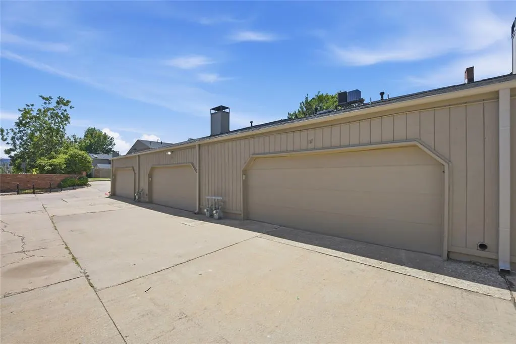 Photo 32 — 6500 N Grand Boulevard 117, Oklahoma City, OK 73116