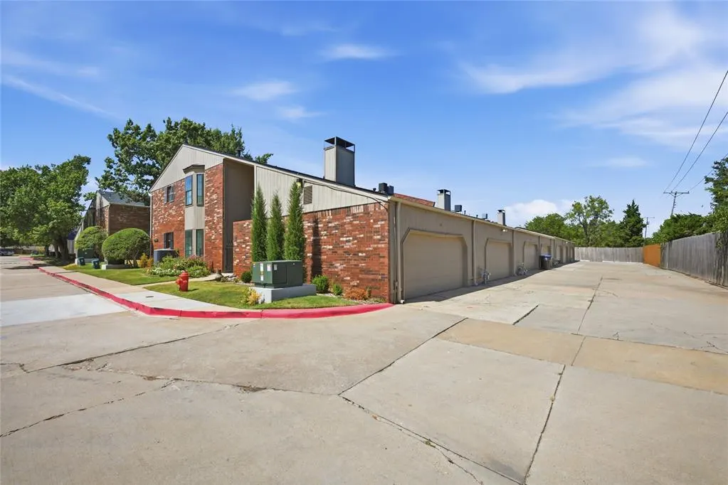Photo 33 — 6500 N Grand Boulevard 117, Oklahoma City, OK 73116