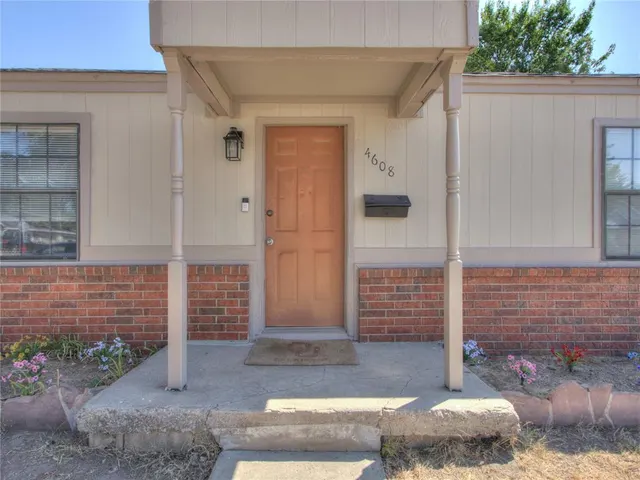 Photo 2 — 4608 N Mueller Avenue, Bethany, OK 73008