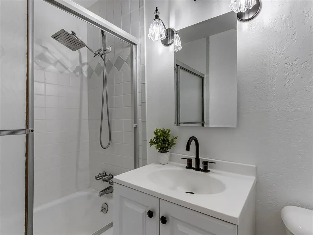 Photo 23 — 4608 N Mueller Avenue, Bethany, OK 73008