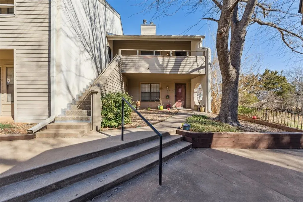 Front exterior — 11140 Stratford Drive 606, Oklahoma City, OK 73120