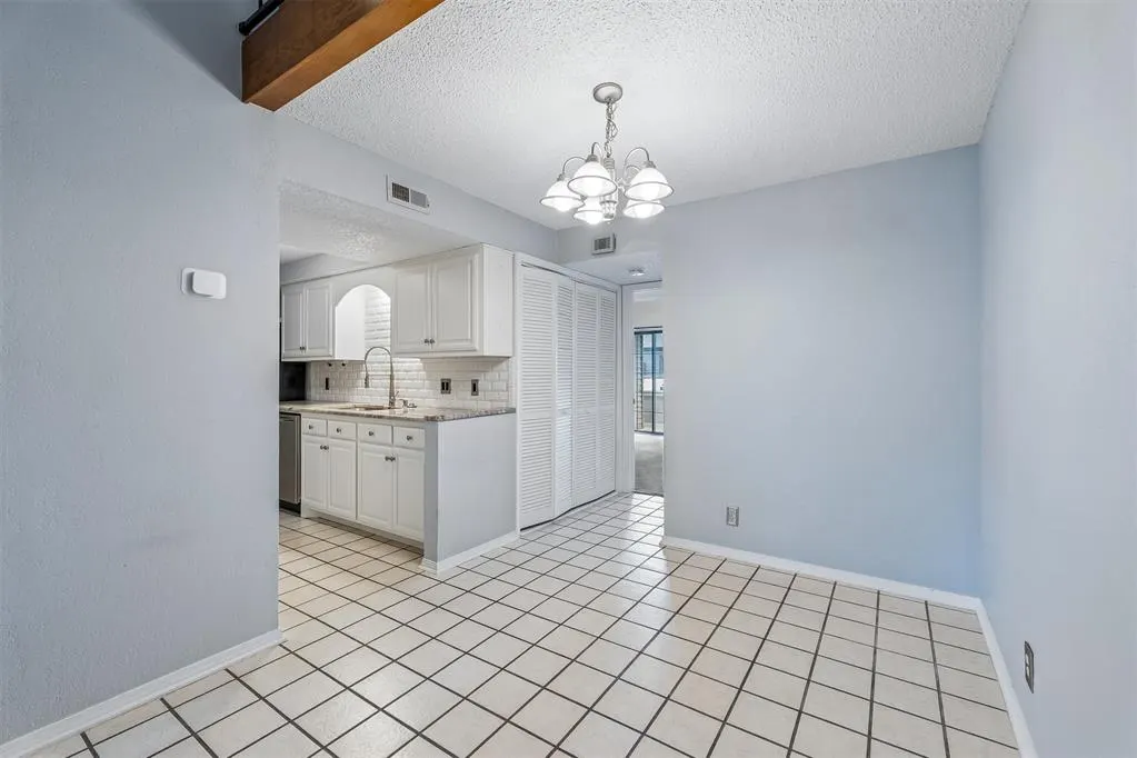 Photo 8 — 11140 Stratford Drive 606, Oklahoma City, OK 73120