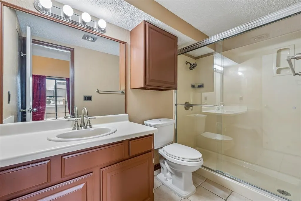 Photo 17 — 11140 Stratford Drive 606, Oklahoma City, OK 73120
