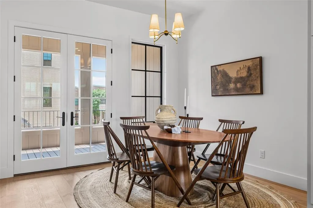 Photo 11 — 512 NE 2nd Street, Oklahoma City, OK 73104