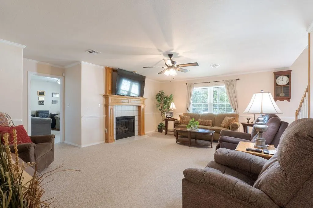 Photo 3 — 105 Camaron Drive, Shawnee, OK 74804