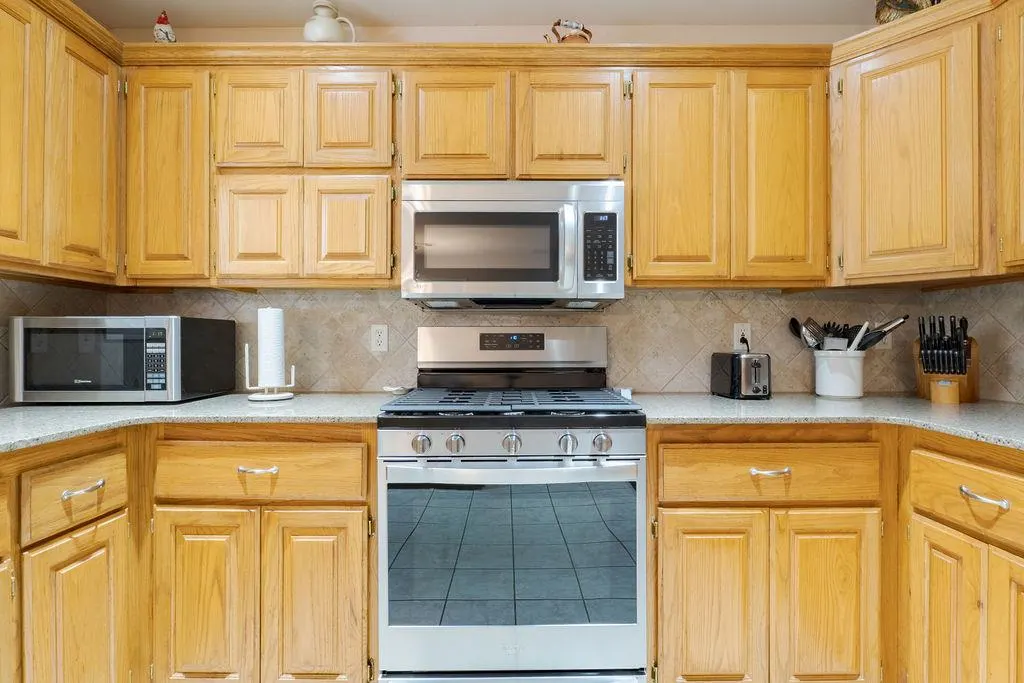 Photo 6 — 105 Camaron Drive, Shawnee, OK 74804
