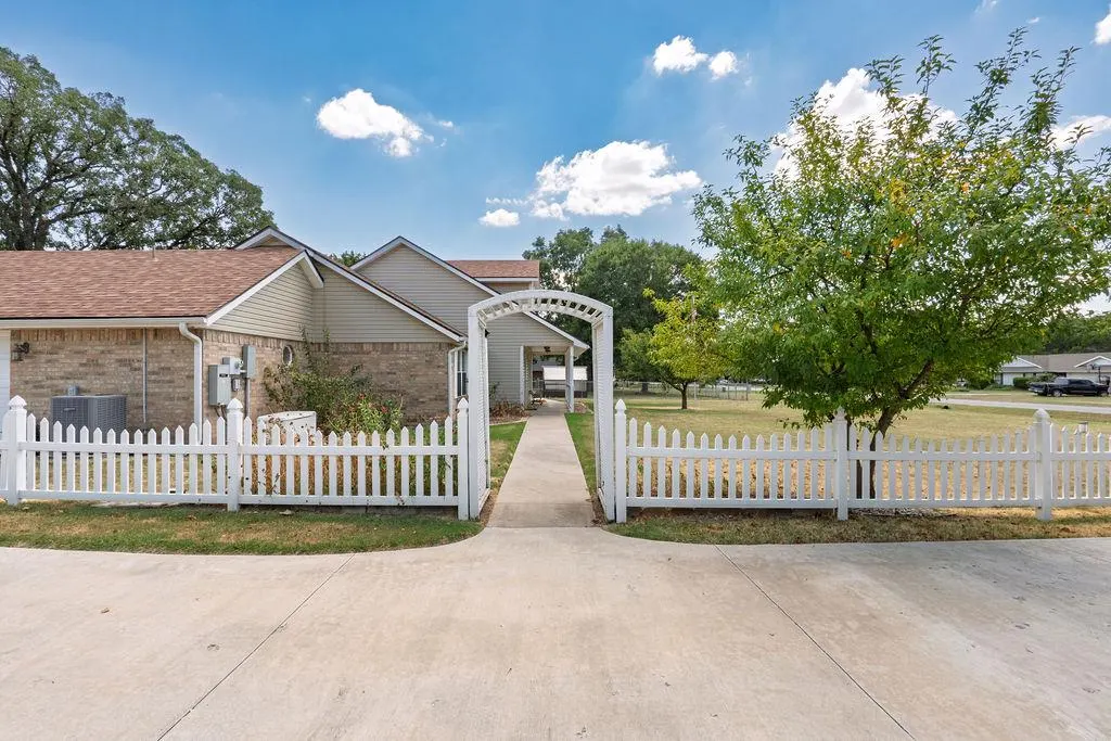 Photo 19 — 105 Camaron Drive, Shawnee, OK 74804