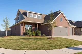 Sold home at 11824 Edi Avenue