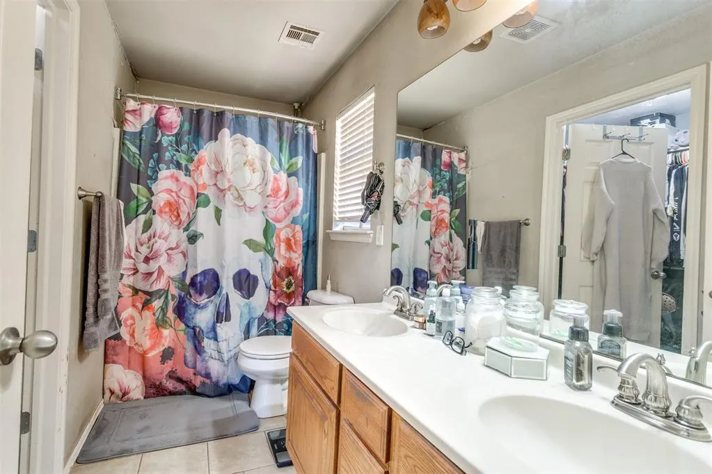 Photo 16 — 516 S Castle Ridge Lane, Mustang, OK 73064