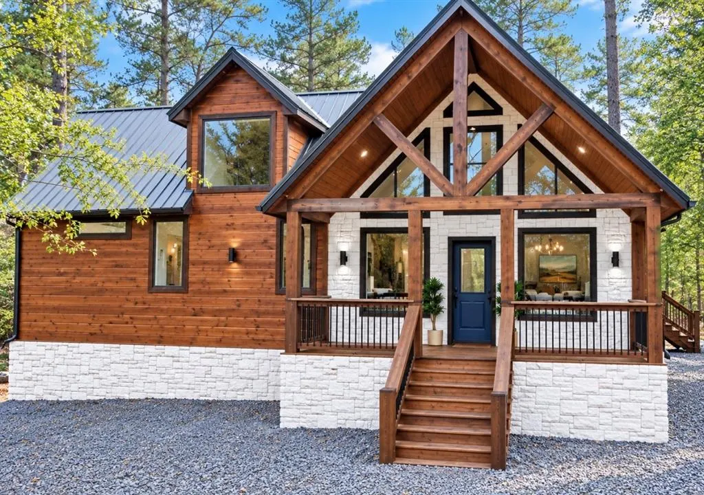 Front exterior — 139 Fiery Fern Trail, Broken Bow, OK 74728