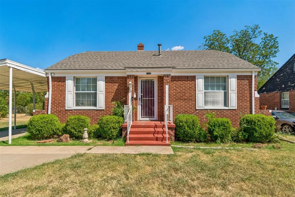 Front exterior — 1920 Miramar Boulevard, Oklahoma City, OK 73111