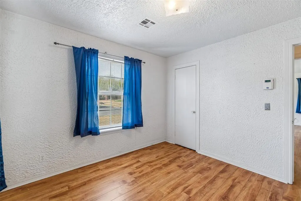 Photo 15 — 1920 Miramar Boulevard, Oklahoma City, OK 73111