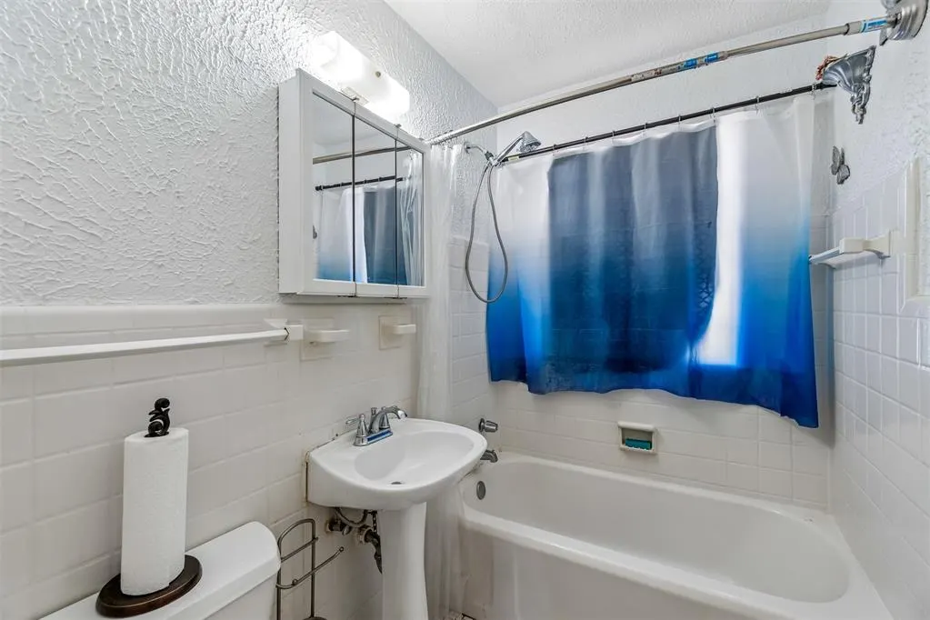Photo 17 — 1920 Miramar Boulevard, Oklahoma City, OK 73111