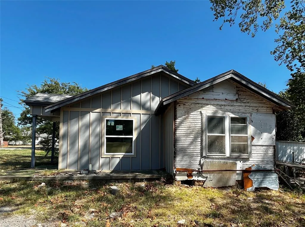 Photo 9 — 1131 N Oklahoma Avenue, Shawnee, OK 74801