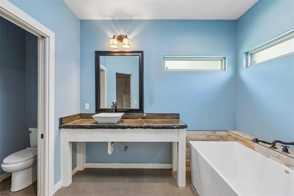 Photo 21 — 551 W 9th Avenue, Bristow, OK 74010