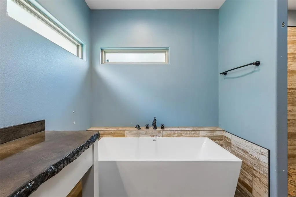 Photo 22 — 551 W 9th Avenue, Bristow, OK 74010