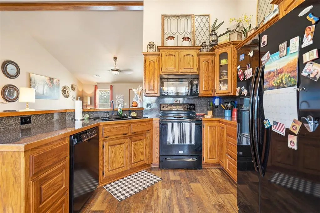 Photo 16 — 5048 Fairview Road, Davis, OK 73030