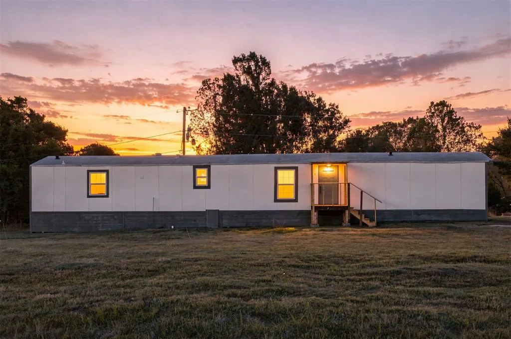 Front exterior — 333144 E 1066 Road, McLoud, OK 74851