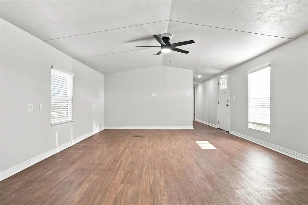Photo 5 — 333144 E 1066 Road, McLoud, OK 74851