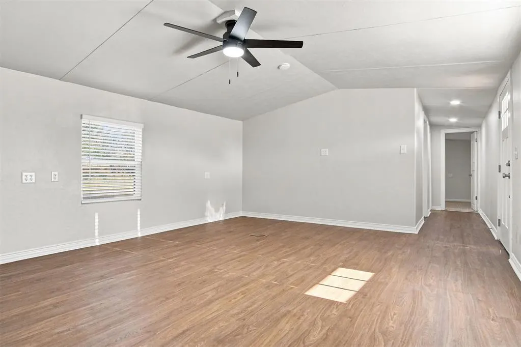 Photo 6 — 333144 E 1066 Road, McLoud, OK 74851