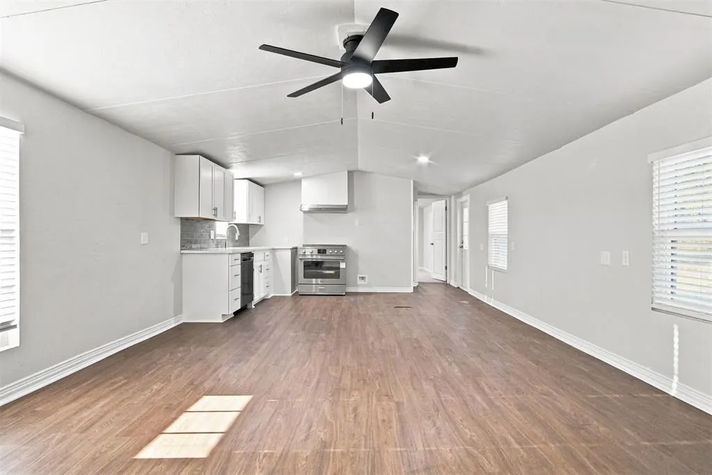 Photo 9 — 333144 E 1066 Road, McLoud, OK 74851