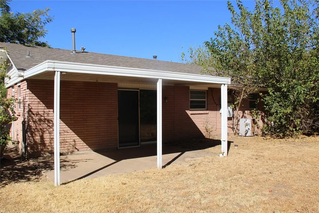 Photo 7 — 3024 S Madole Boulevard, Oklahoma City, OK 73159