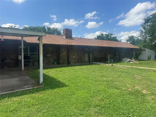 Photo 3 — 17801 NE 27th Street, Harrah, OK 73045