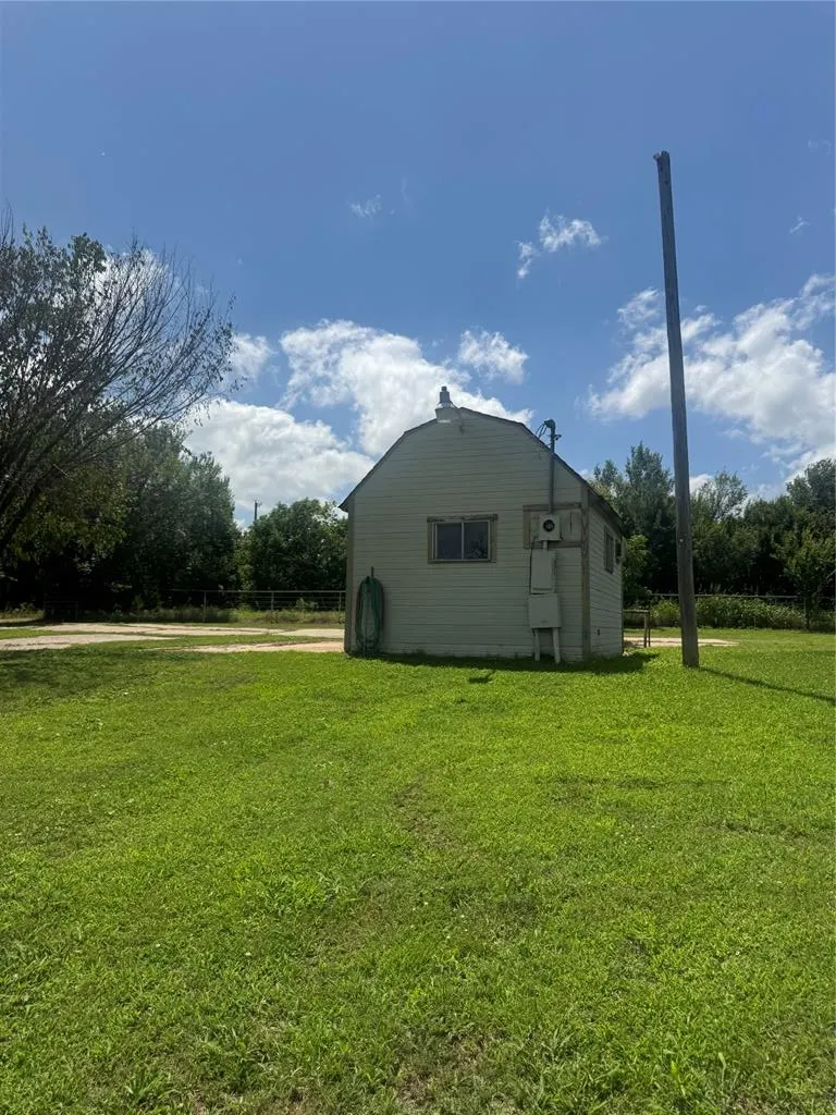 Photo 14 — 17801 NE 27th Street, Harrah, OK 73045