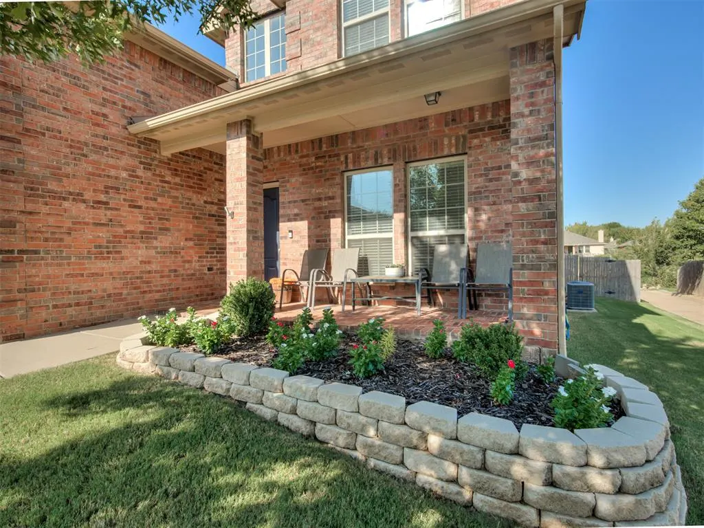 Photo 3 — 10413 Westover Avenue, Oklahoma City, OK 73162