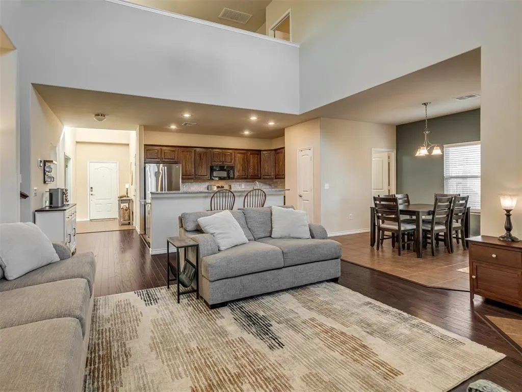 Photo 8 — 10413 Westover Avenue, Oklahoma City, OK 73162