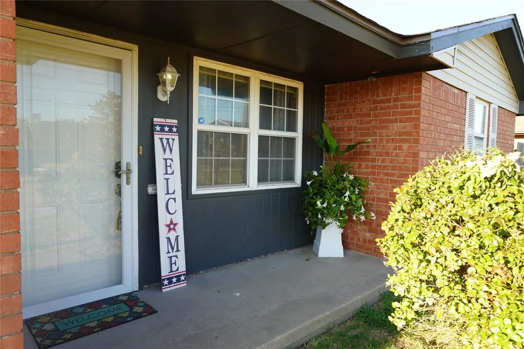 Front exterior — 4441 SE 44th Street, Oklahoma City, OK 73135