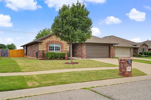 Photo 3 — 4409 Boardwalk Avenue, Oklahoma City, OK 73160